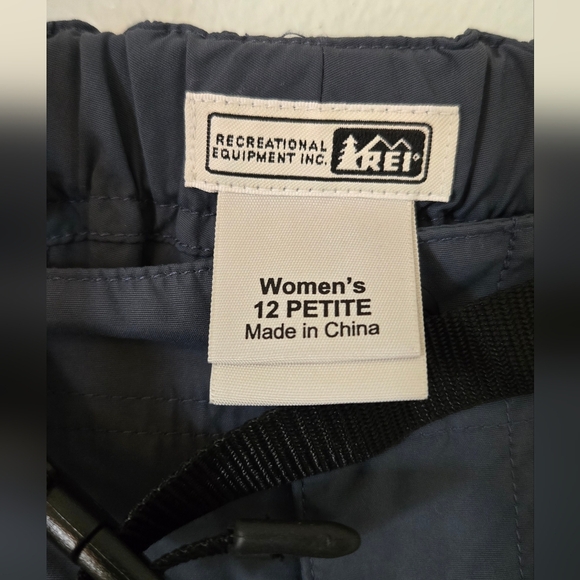 REI Gray Hiking Pants Size 12P - Picture 6 of 8